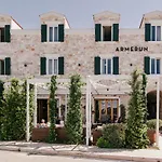 Armerun Heritage & Residences 4* شيبينيك