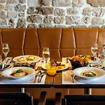 Armerun Heritage & Residences 4* شيبينيك