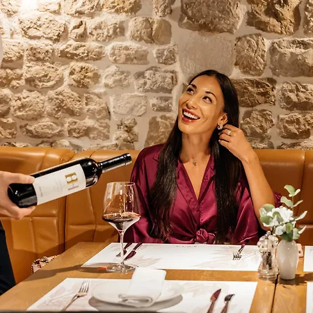 Armerun Heritage & Residences Отель 4*