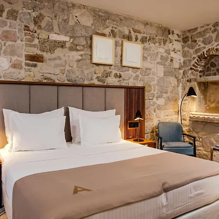 Armerun Heritage Hotel&residences 4*