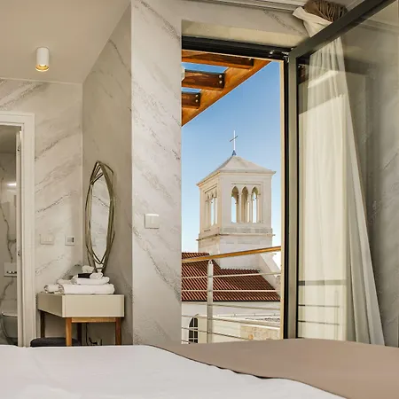 Отель Armerun Heritage & Residences 4*