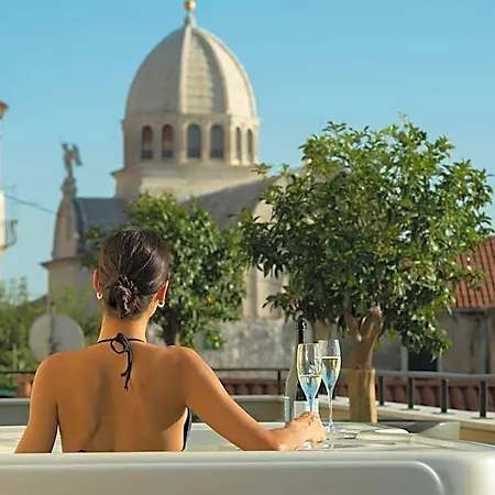 Armerun Heritage & Residences