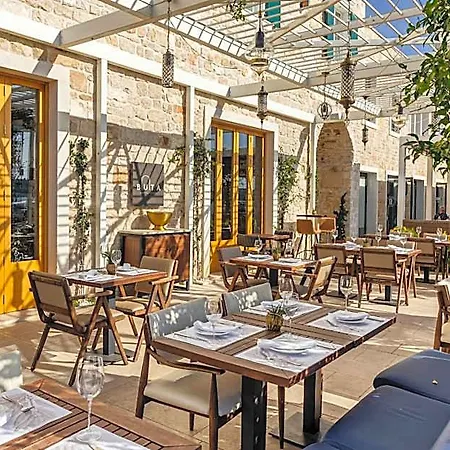 Armerun Heritage & Residences 4* Σίμπενικ