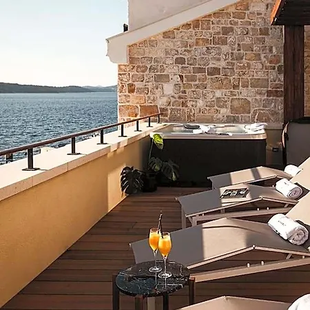 Armerun Heritage & Residences فندق