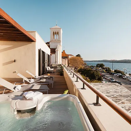 Armerun Heritage & Residences 4*