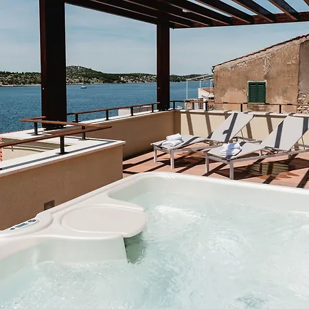 Armerun Heritage & Residences Ξενοδοχείο 4*