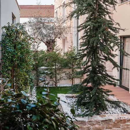 Armerun Heritage & Residences