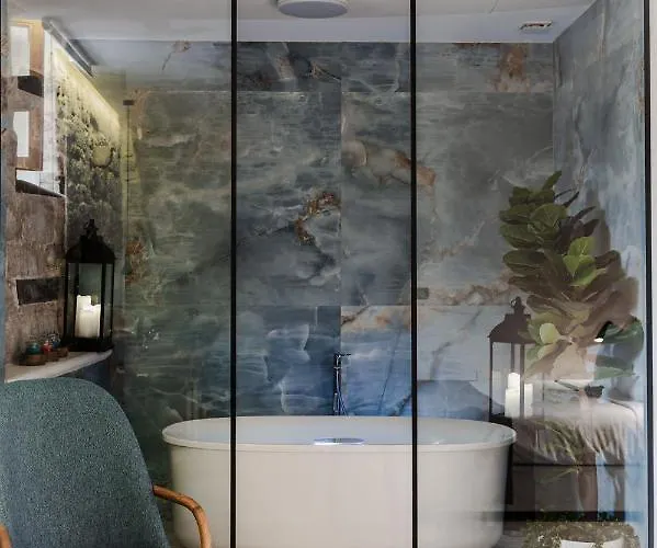 Armerun Heritage & Residences