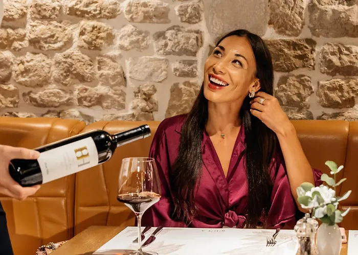 Armerun Heritage & Residences Hotel 4*