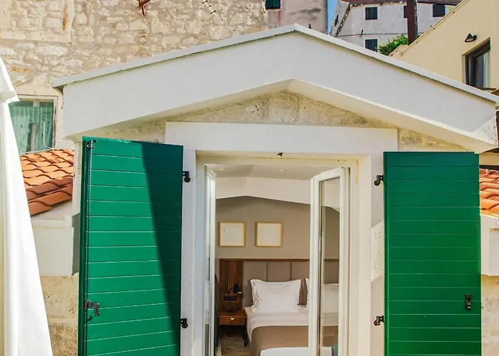 Armerun Heritage & Residences