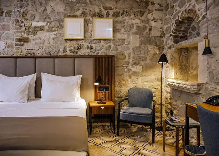 Armerun Heritage & Residences Hotel