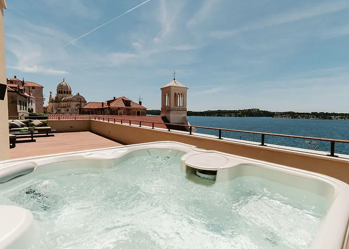 Armerun Heritage & Residences